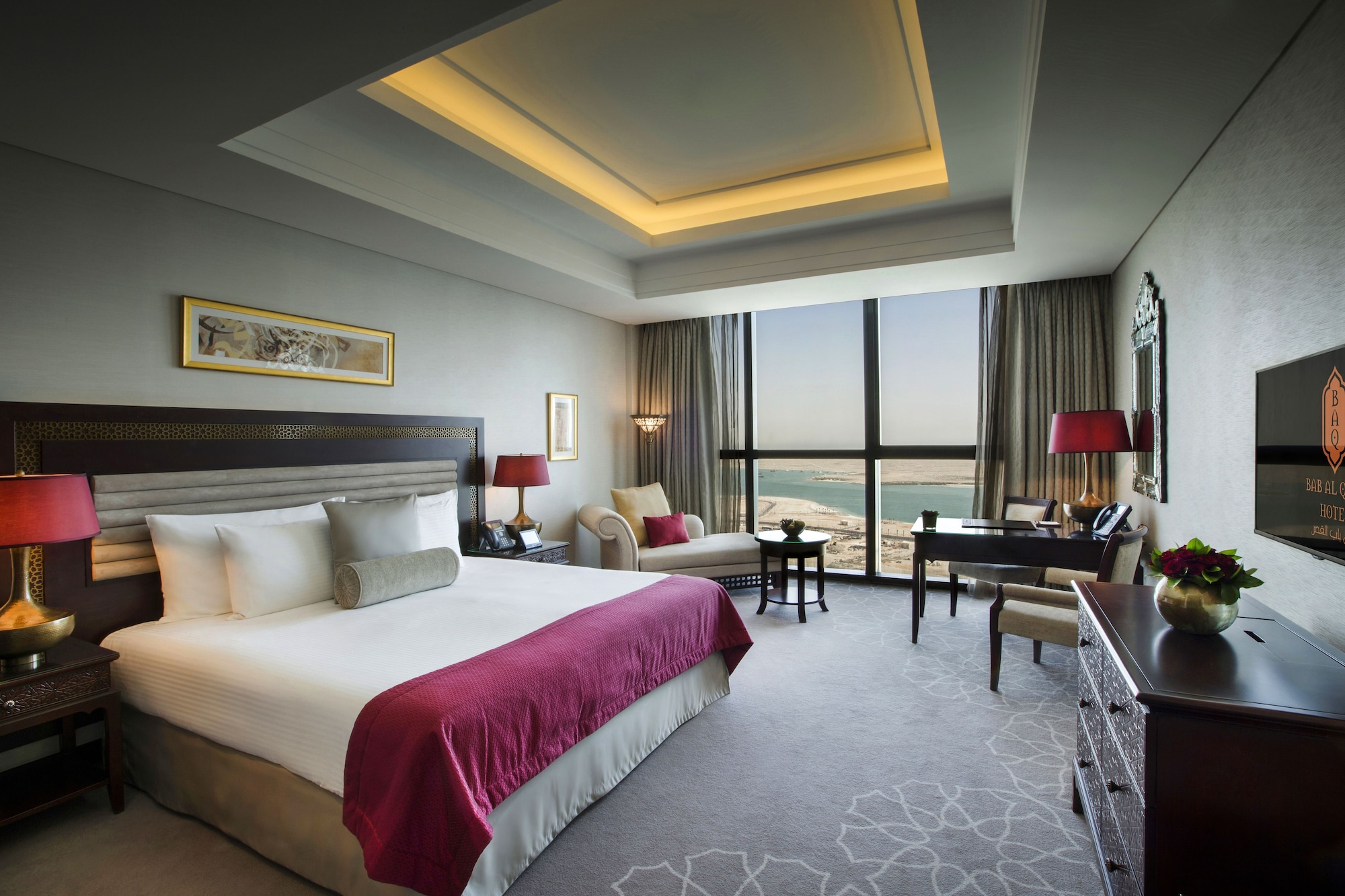 غرفة بريميير بسرير كينج، Bab Al Qasr Residence 5/8