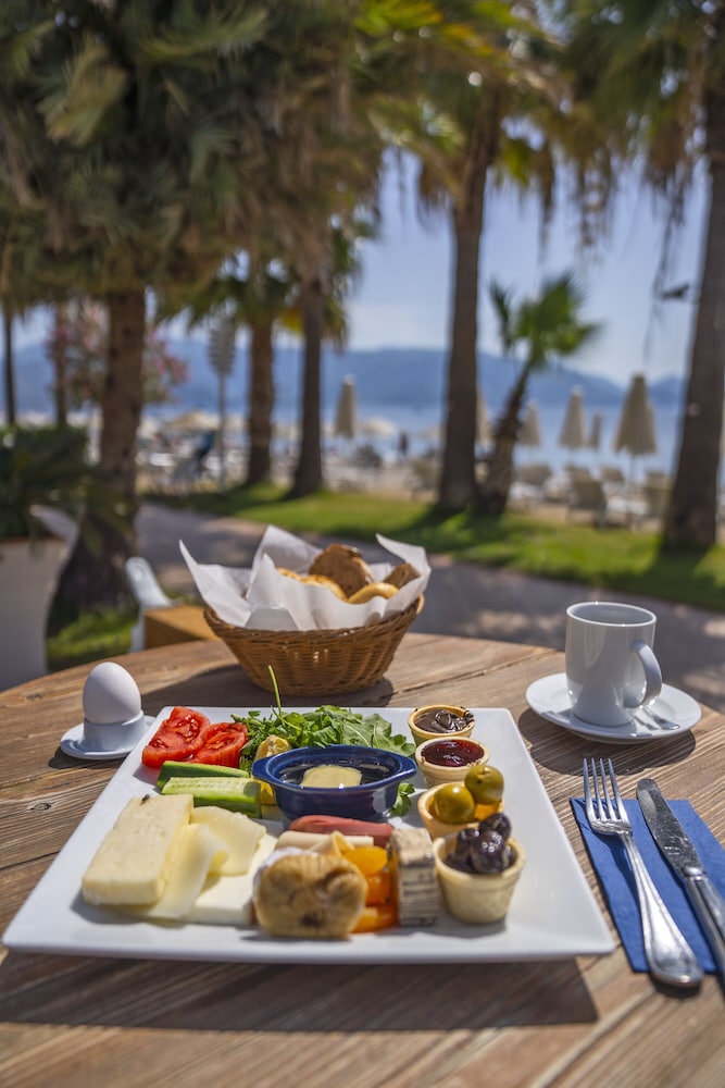 Cettia Beach Resort - Adults only 40/50