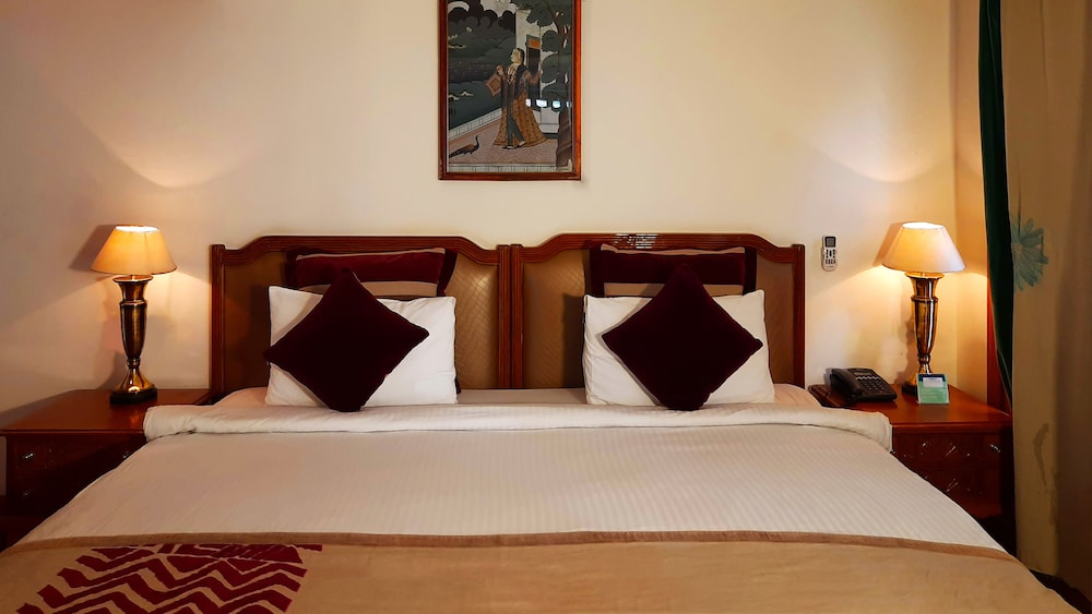 Marigold Sarovar Portico 18/50
