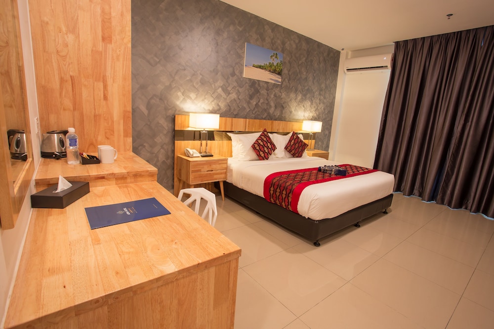 Hotel Adya Express 25/60