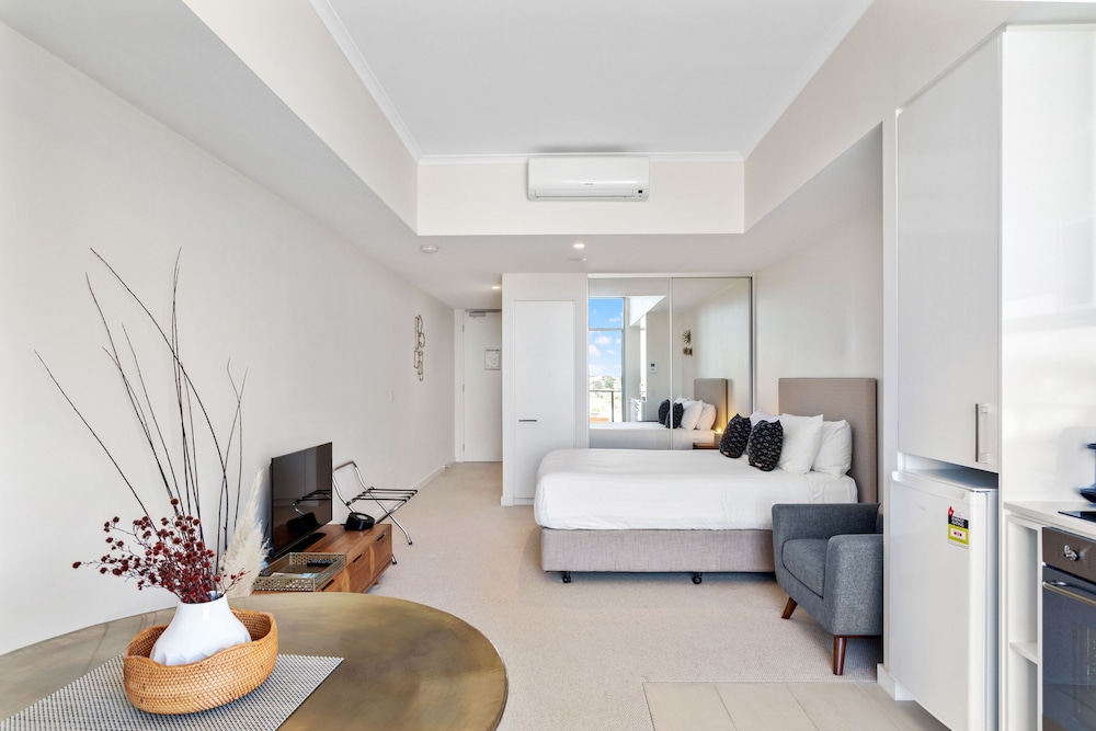 Nautica Residences Fremantle 9/30