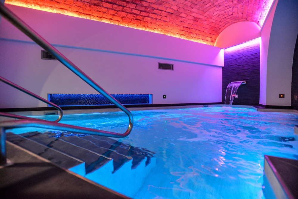 The One Boutique Hotel & Spa - Adults Only 49/75
