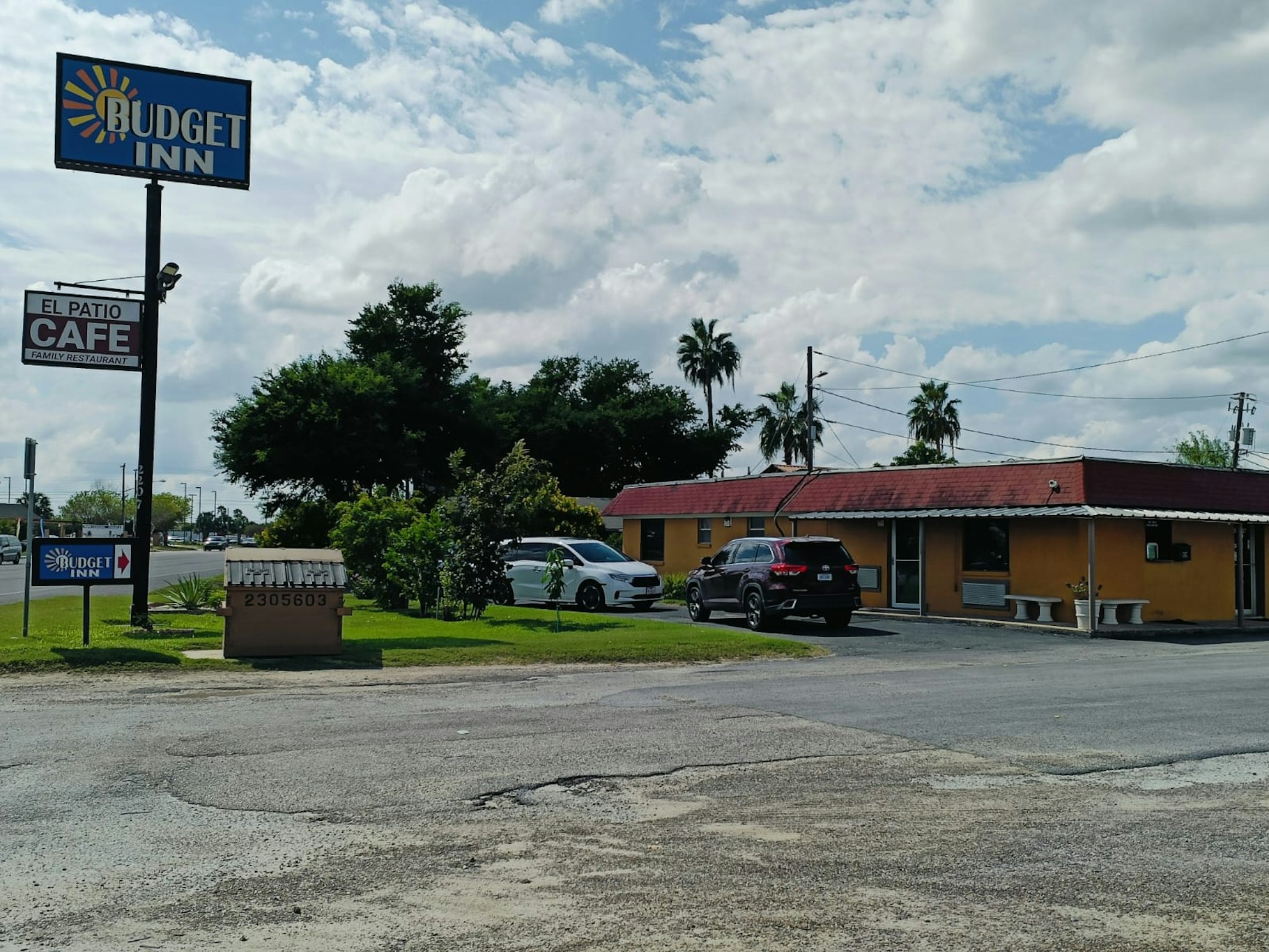 Budget Inn By OYO Edinburg Hwy 281 4/5