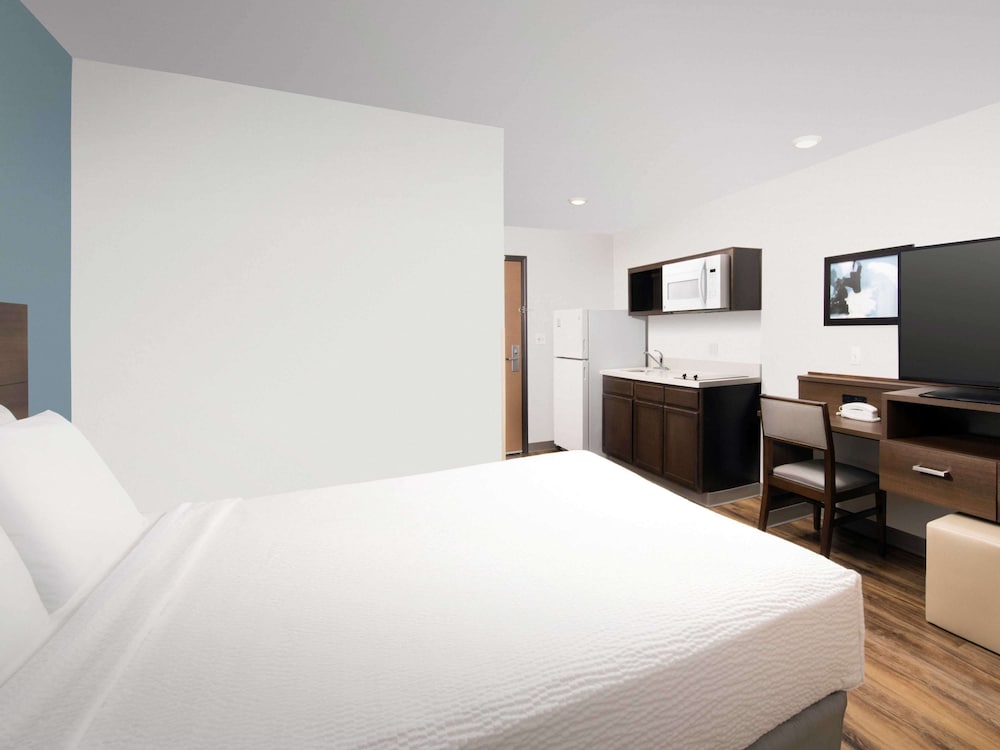Extended Stay America Suites - Clearwater 8/44