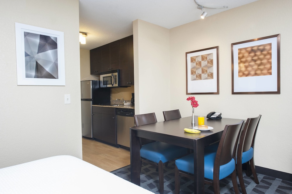Towneplace Suites Des Moines Urbandale 39/53