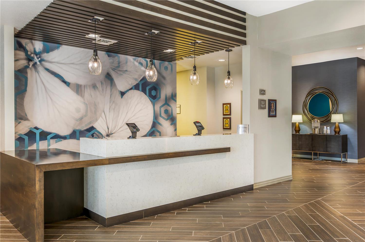 Best Western Plus Parkside Inn & Suites 8/39