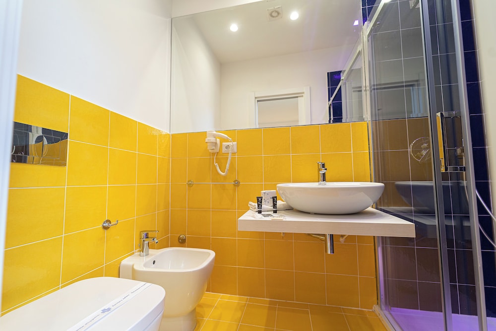 1 Bedroom, Junior Suite, Studio, Queen Bed, Annex