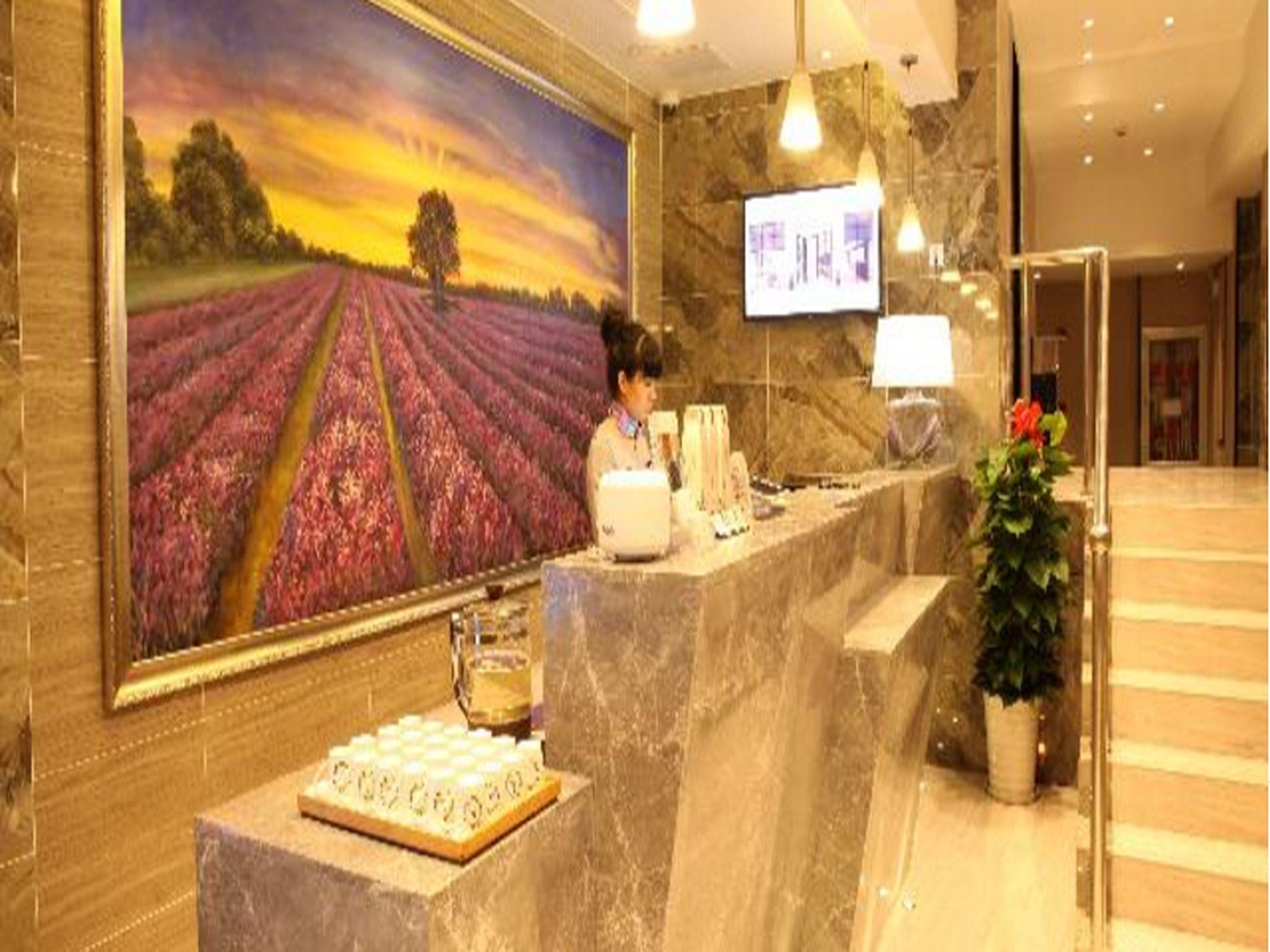 Lavande Hotels Shanghai Railway Station 8/48