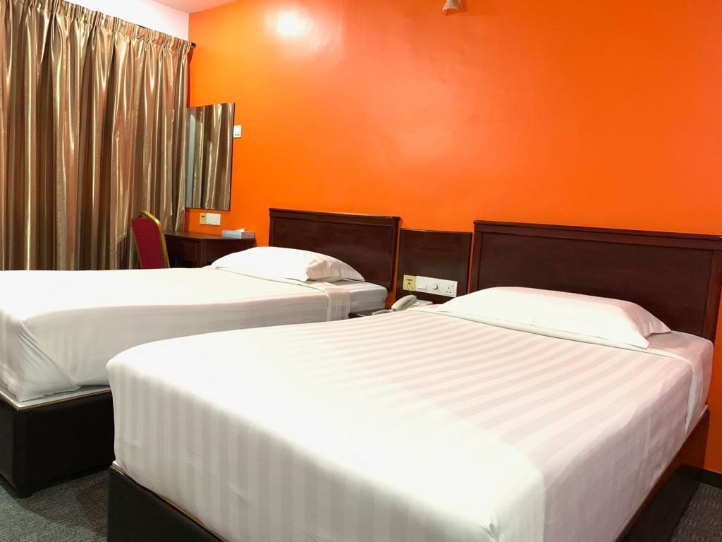 Superior, Twin Beds