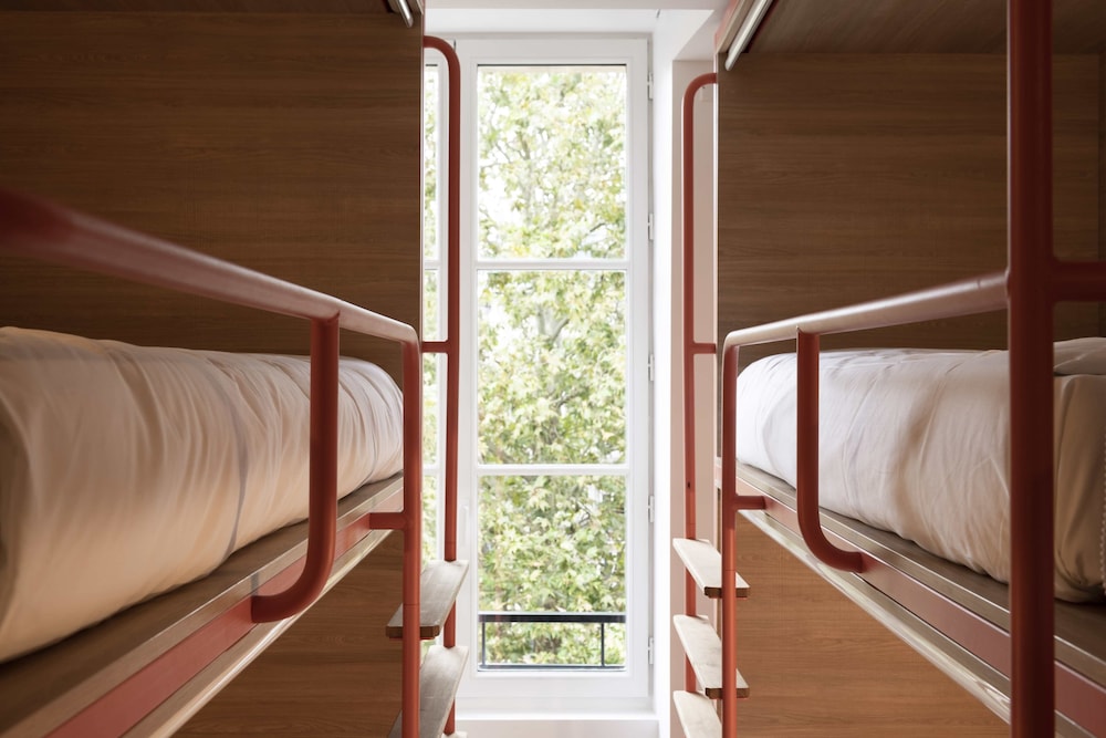 Central Hostel 14/50