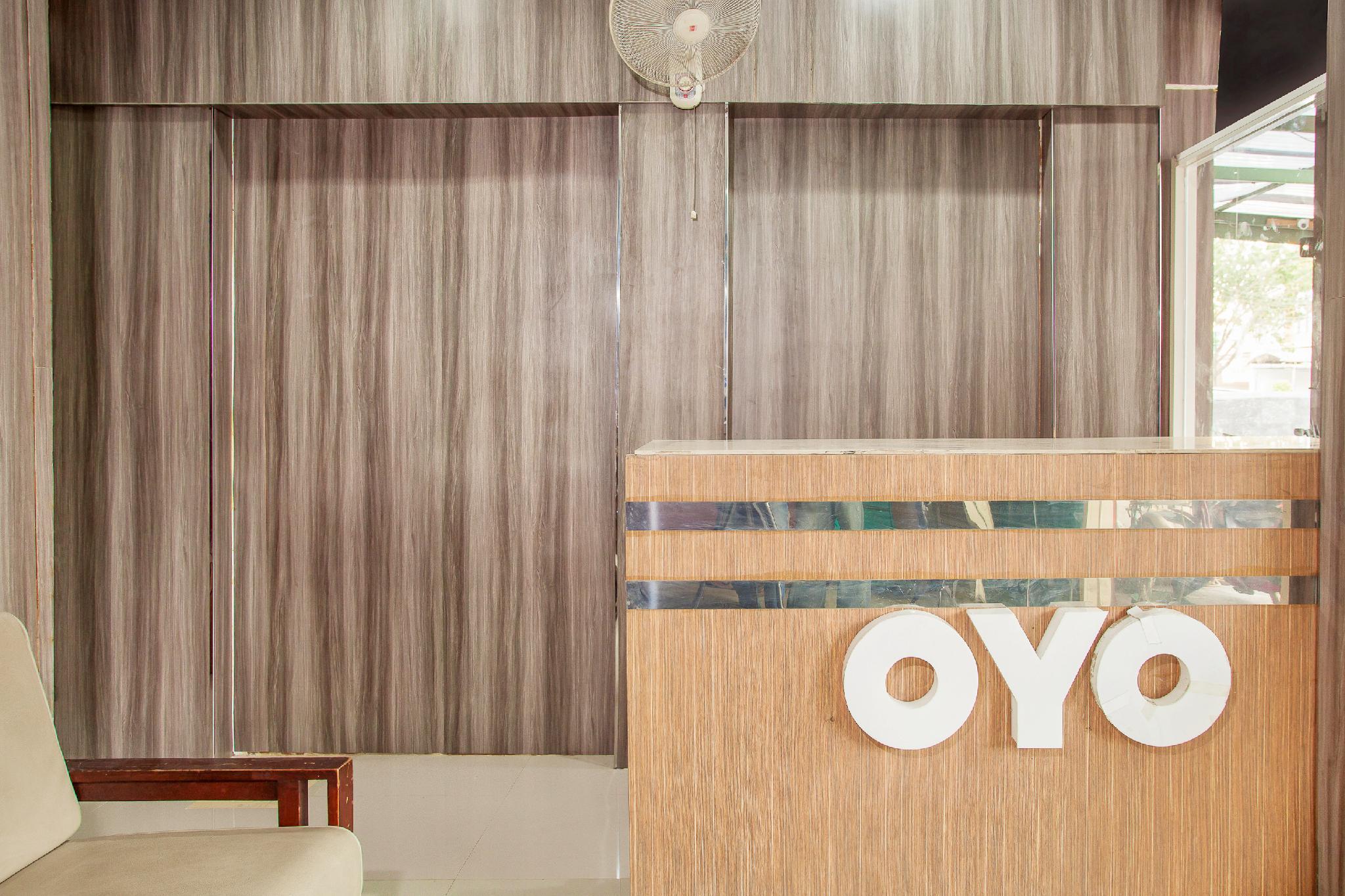 OYO 164 Ang's Residence 8/51