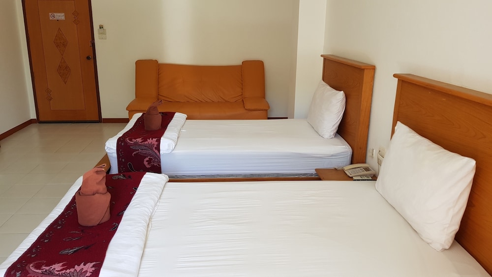Bt Grand Condotel 14/64