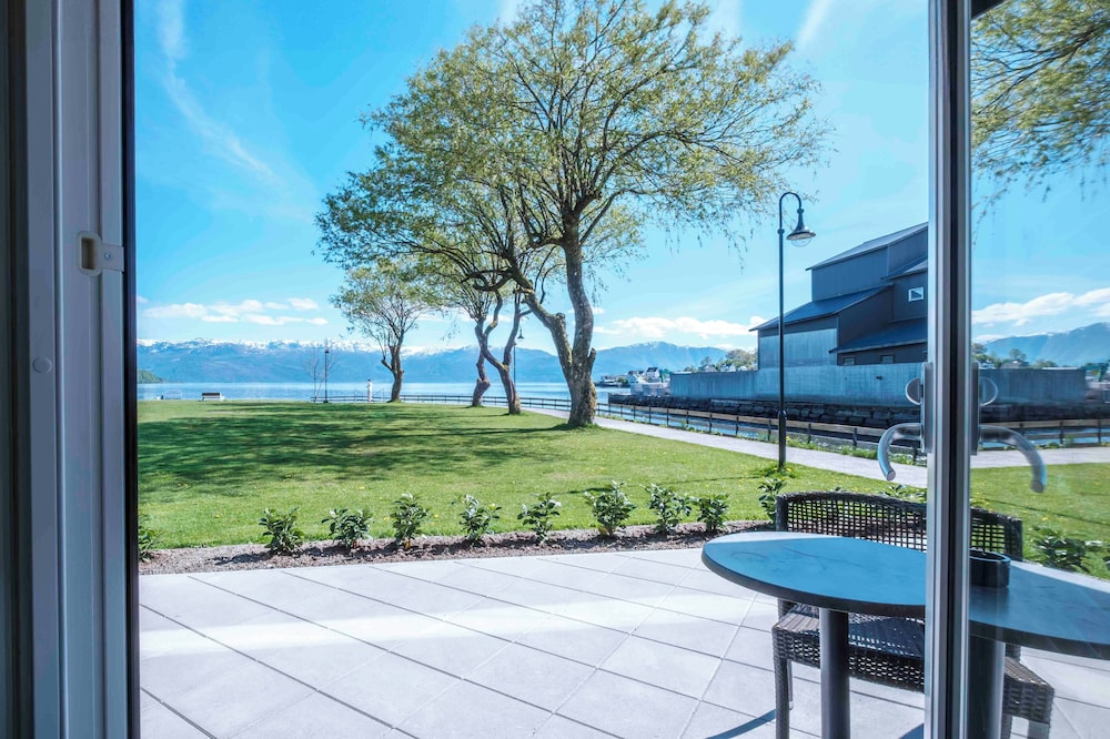 Hardangerfjord Hotel 24/55