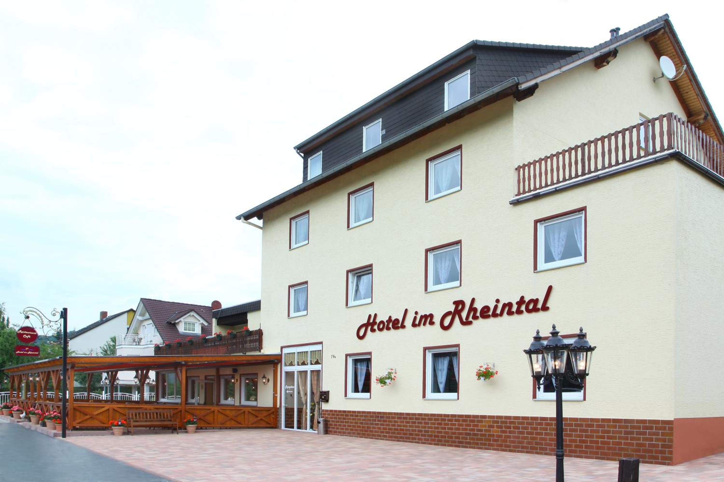Hotel im Rheintal 5/57