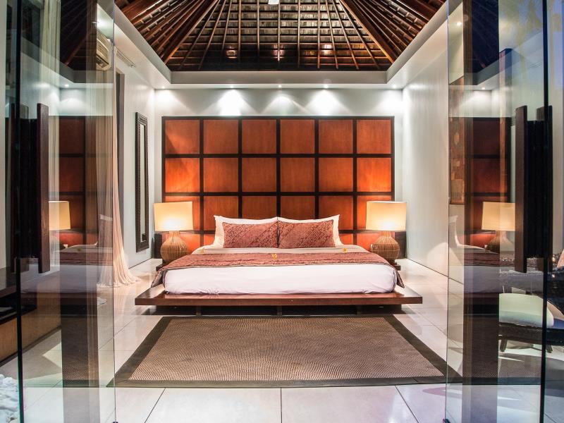 3 Bedrooms, Pool, Villa