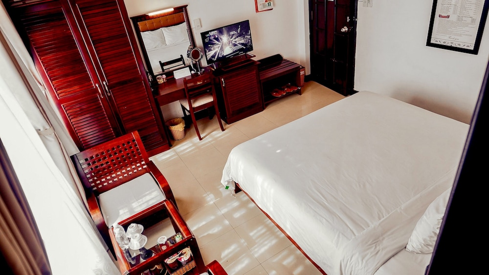 Victory Hotel Hue 14/61