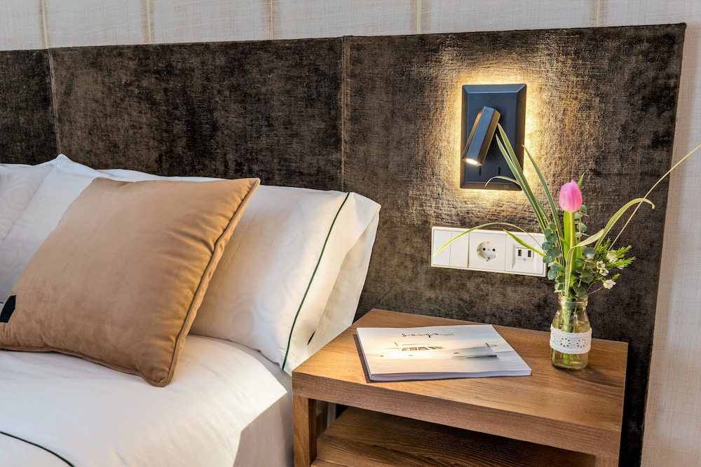 Boutique Hotel Sant Roc and Spa 20/50
