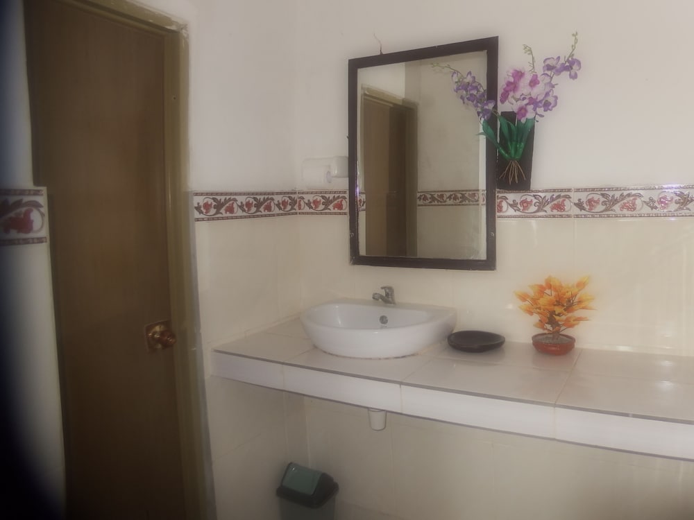Bukit Indah Home Stay 12/50