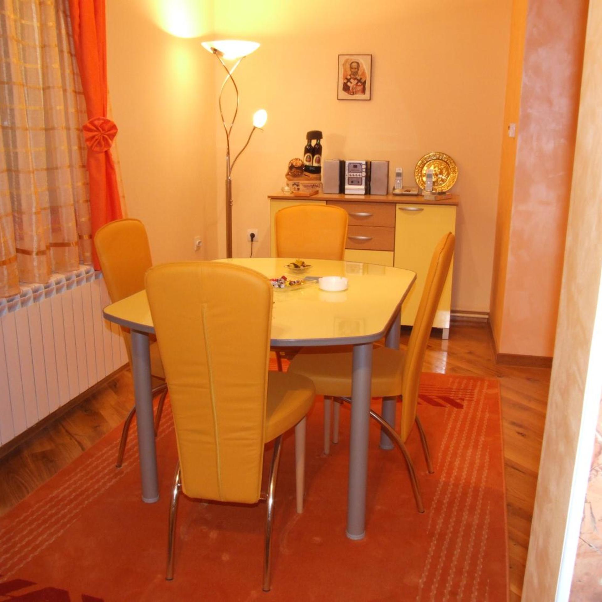 Tehnograd Hotel 43/55