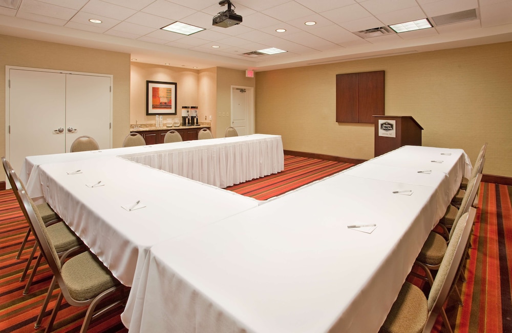 Hampton Inn & Suites Omaha Southwest-La Vista 42/49