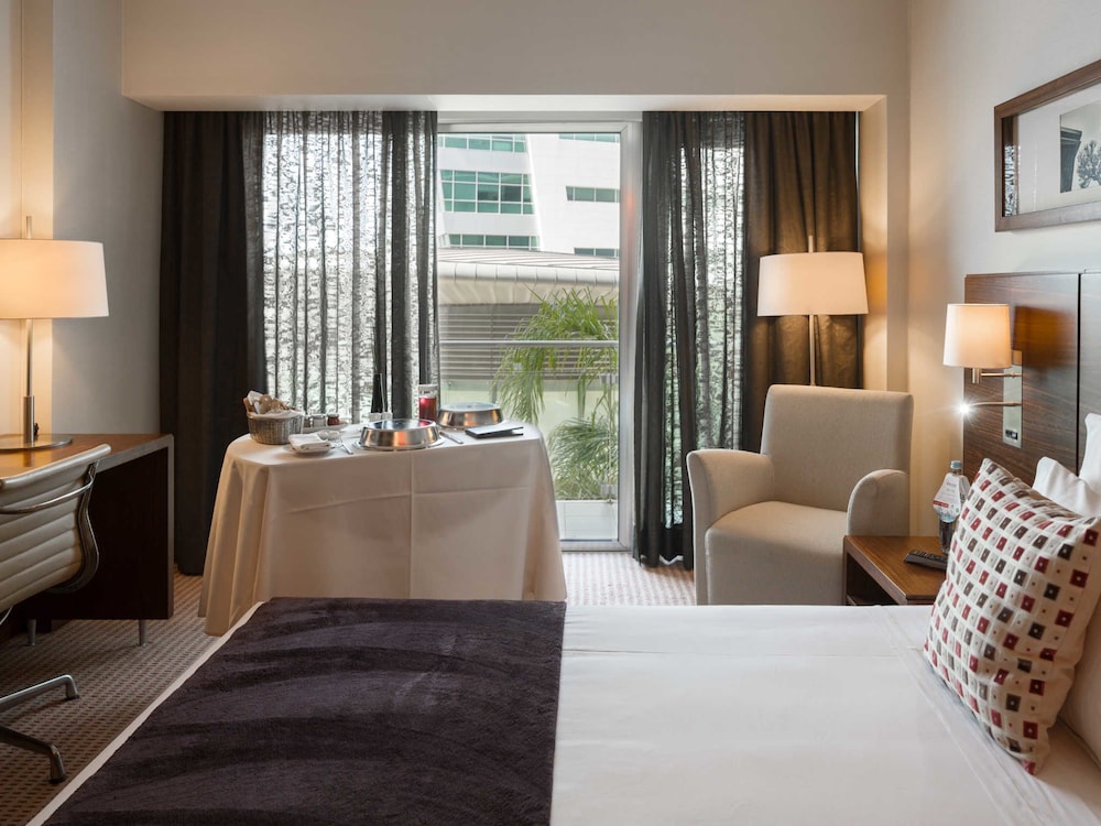 Lagoas Park Hotel 49/100