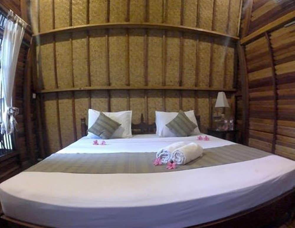 Laguna Gili Beach Resort 10/60