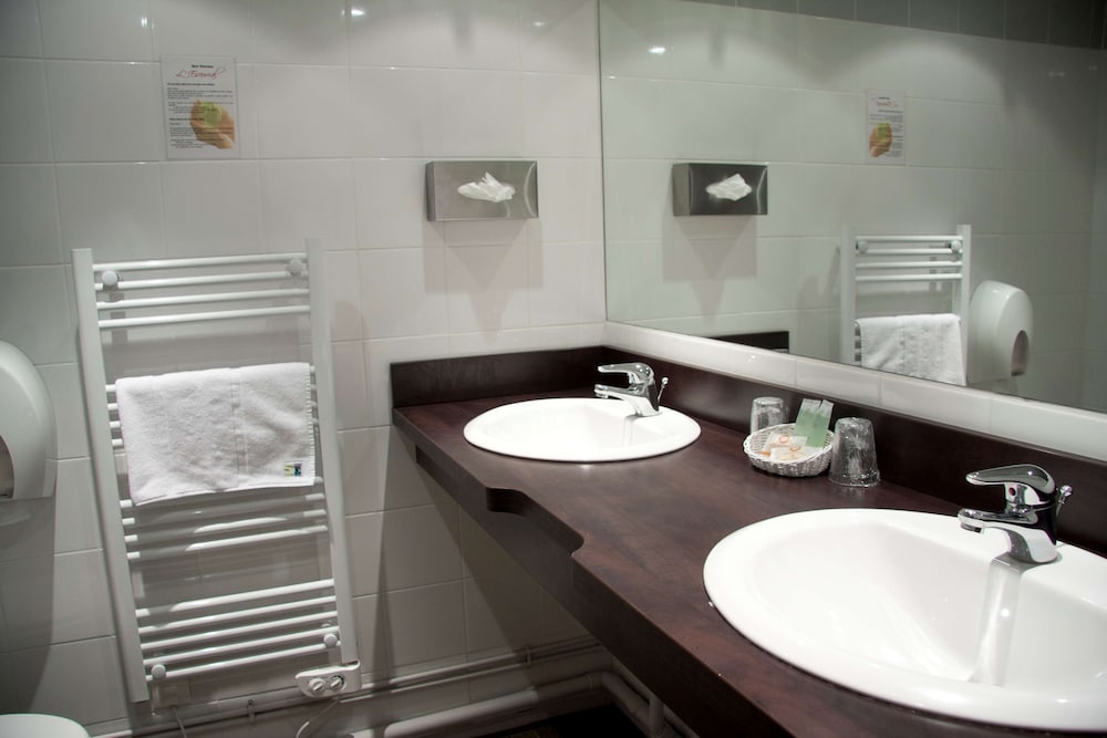 Kyriad Tours - Joue Les Tours 38/39