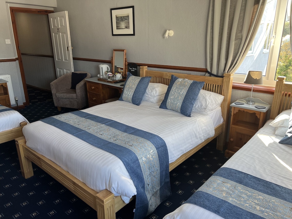 The Gower Hotel 15/35