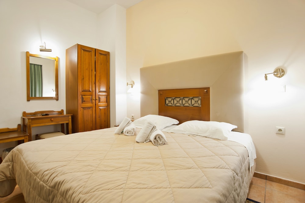 Room, Single, Double Bed, Sea View, Pan Hotel 2/4