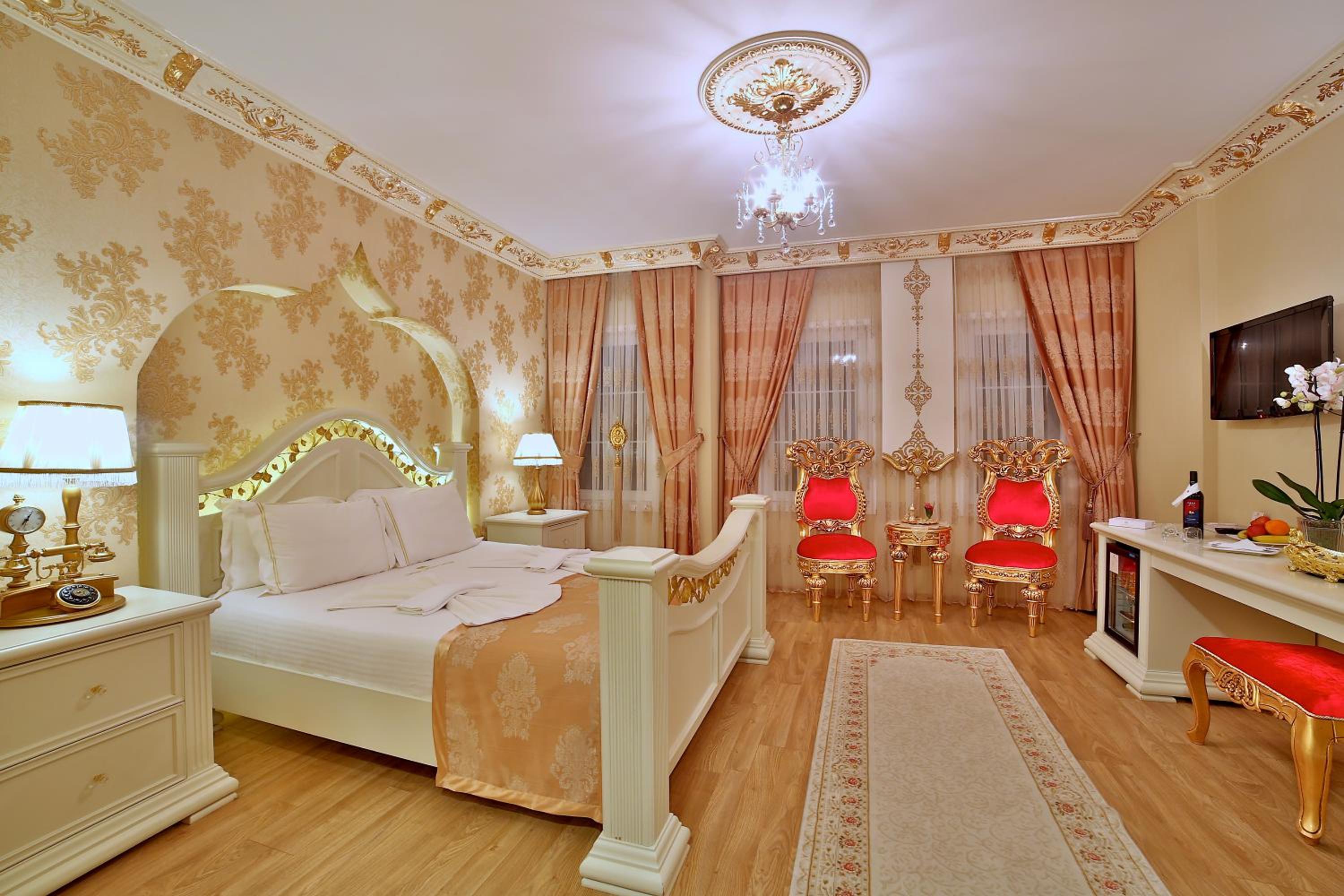 SUPERIOR, DOUBLE BED