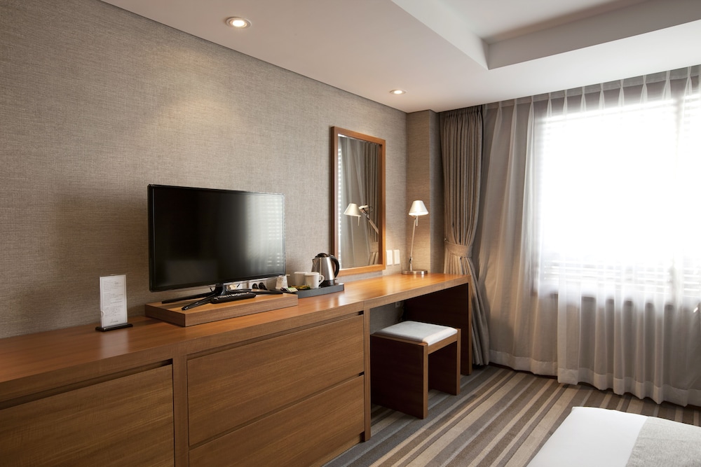 The Cheil Hotel Onyang 41/46
