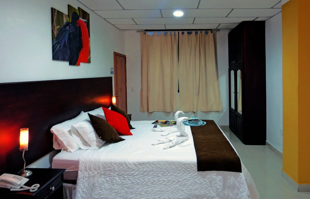 Hotel Brisas Del Pacifico 20/65