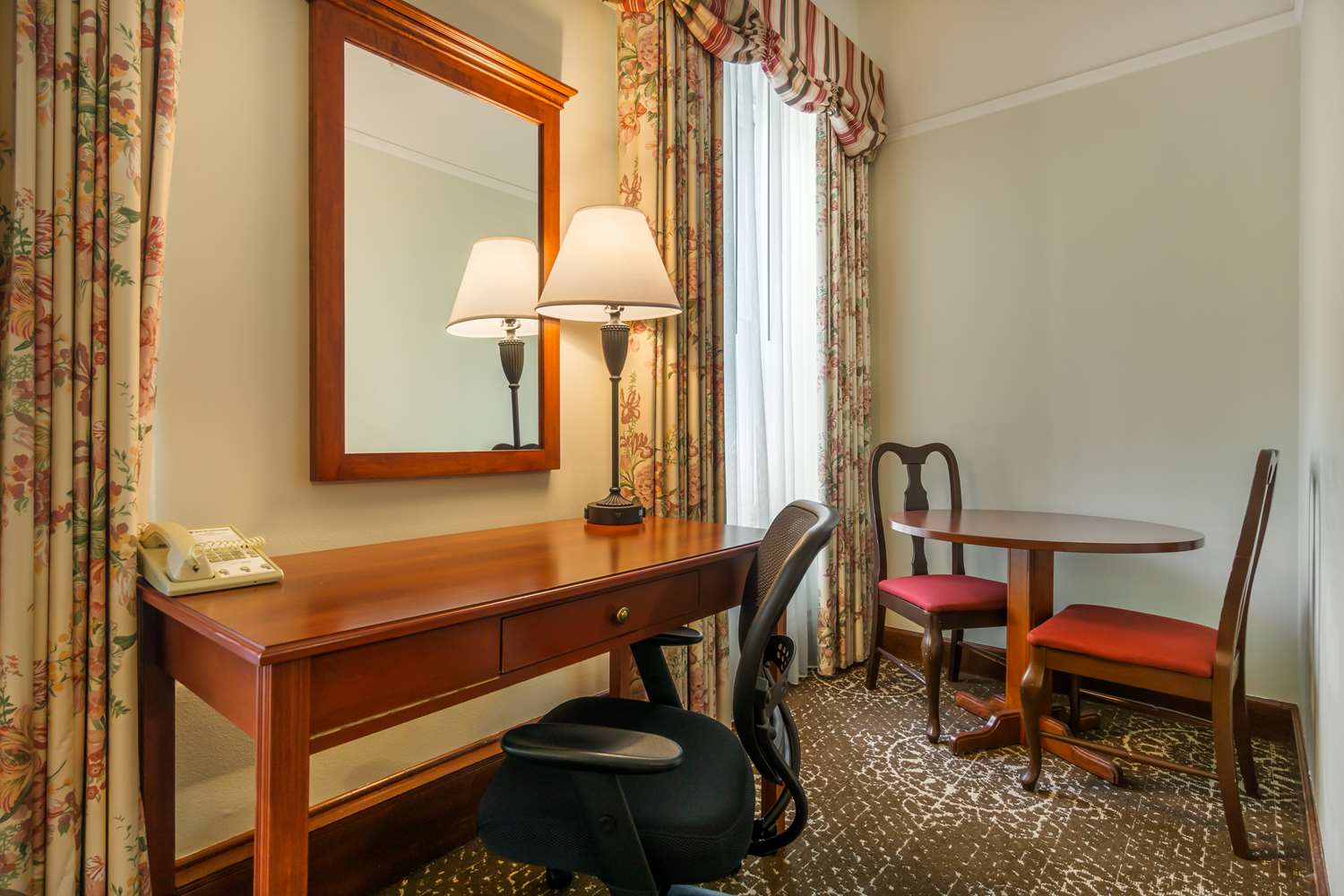 Best Western Plus Pioneer Square Hotel Downtown 42/46