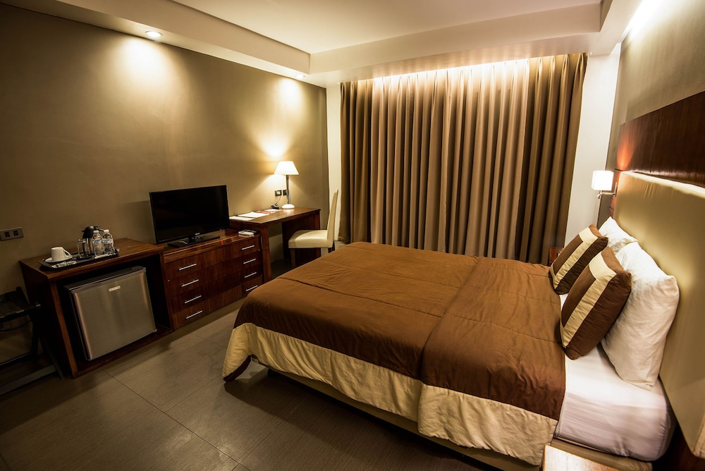 Ariana Hotel 31/61