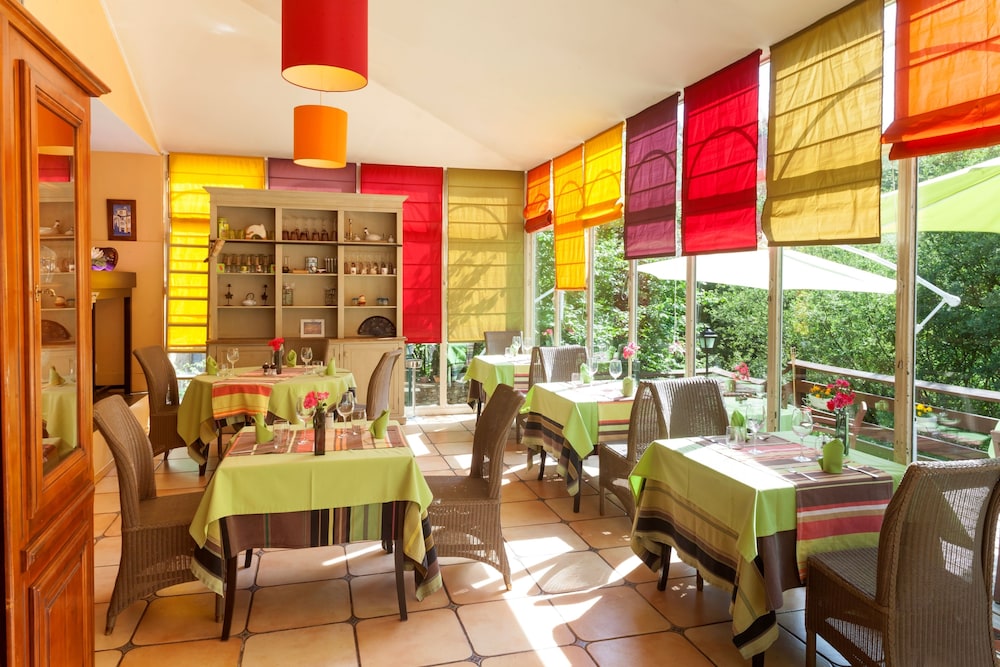 Qualys Hotel Auberge Du Manet 50/64