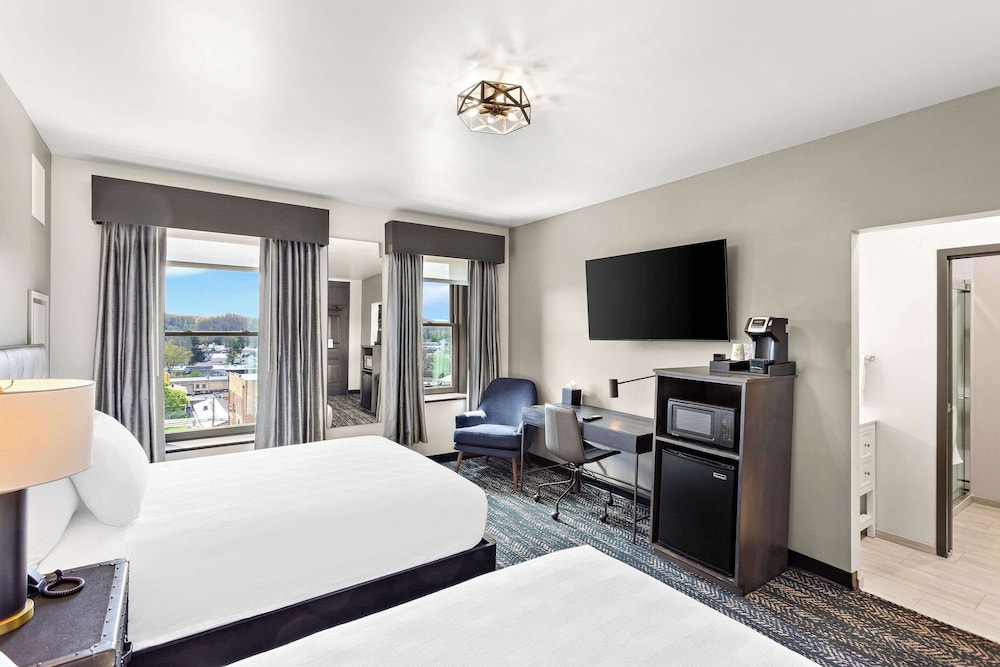 Tygart Hotel, Ascend Hotel Collection Elkins WV 35/66