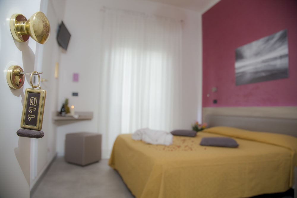 Hotel Piccinelli 33/63