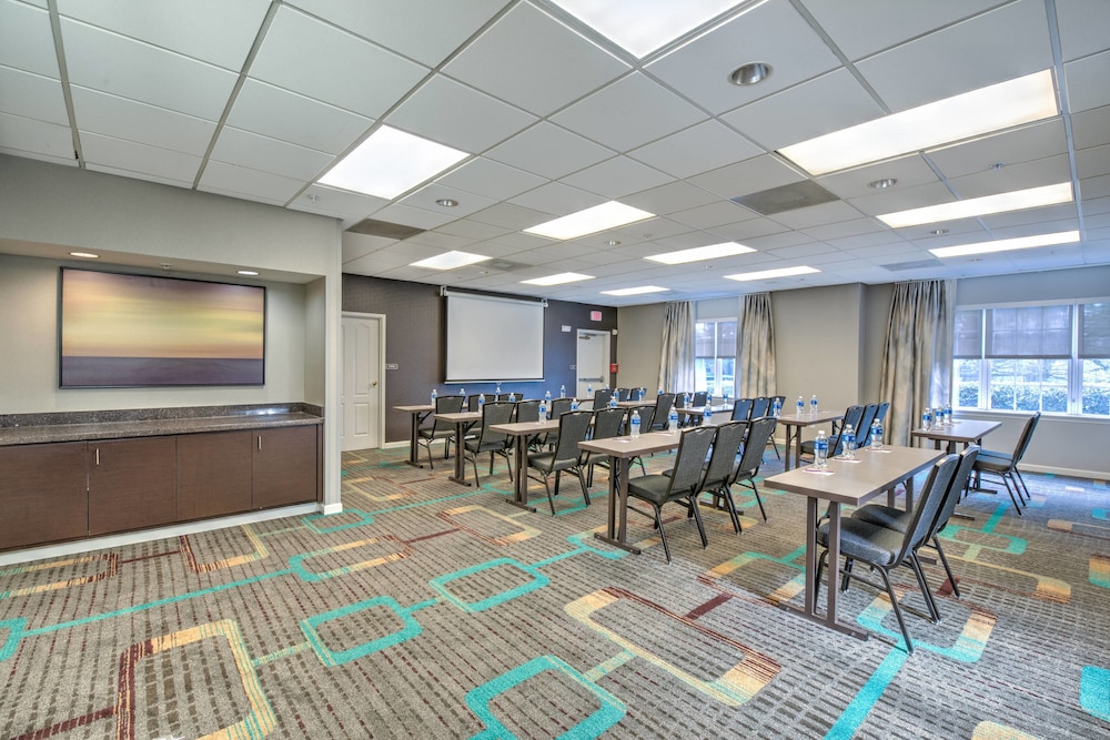 Residence Inn Atlanta Buckhead Lenox Park 38/50