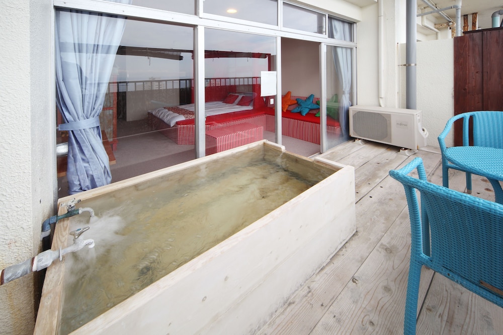 The Hotel Shirahama Onsen 2/23