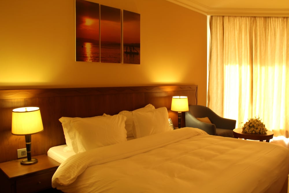 GOLDEN TULIP JIYEH MARINA RESORT 15/50
