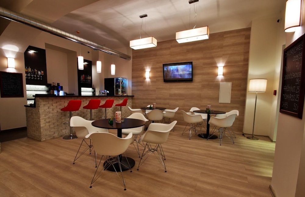 Adeba Hotel 40/49
