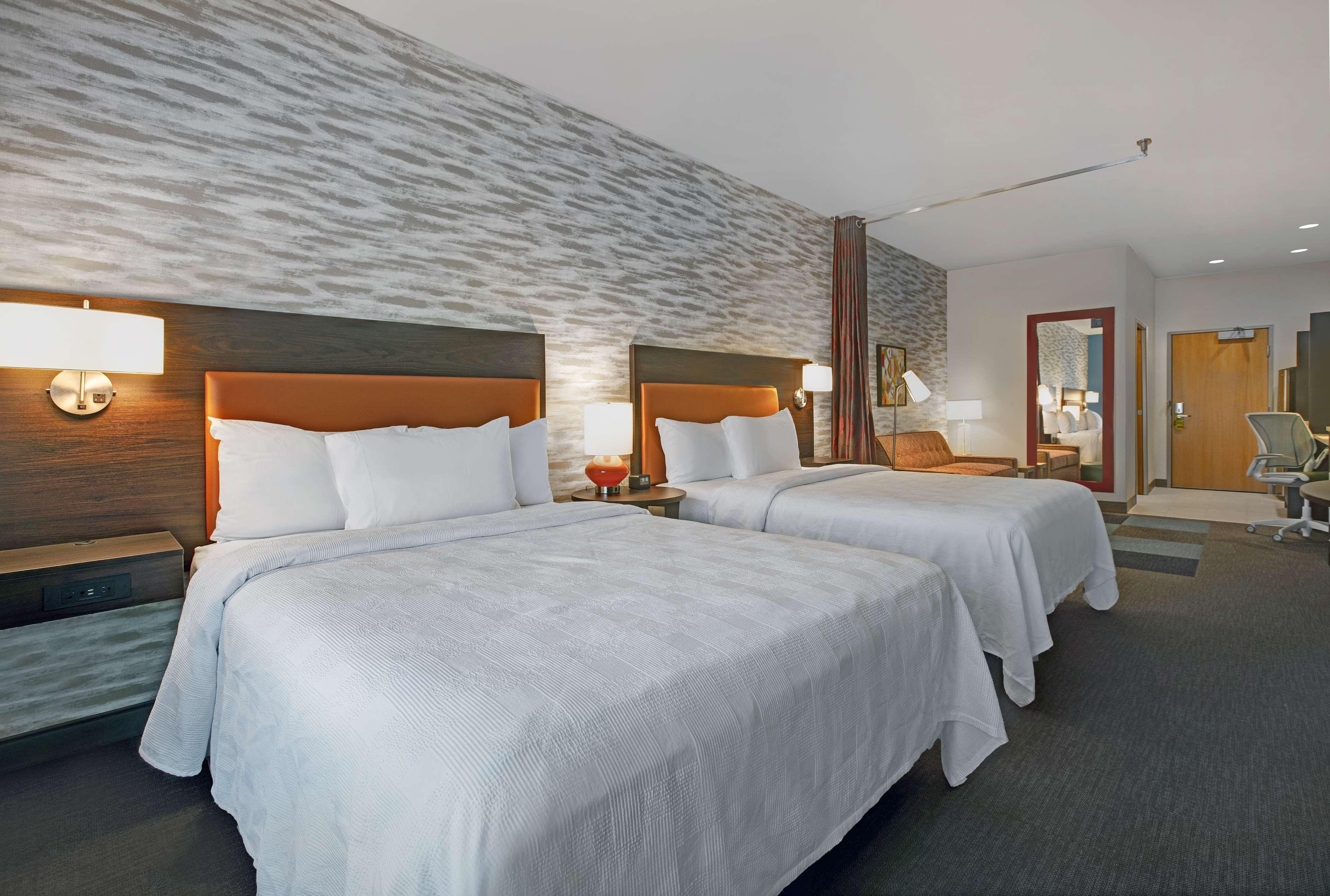 Studio, Suite, 2 Queen Beds, Accessible