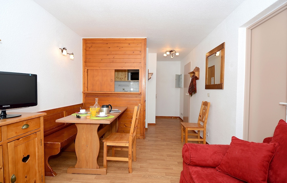 LES HAUTS DU ROGONEY 8/18