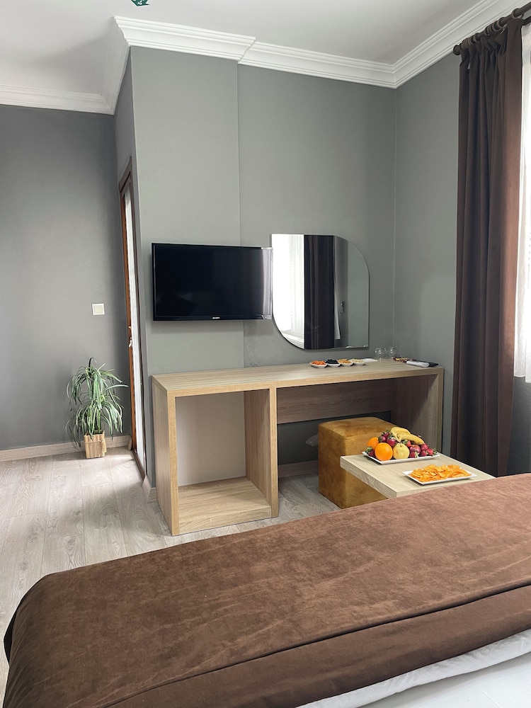 Pugari Otel 21/40