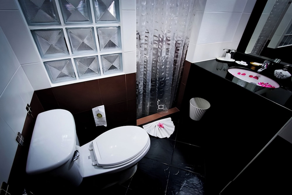 Ligor City Hotel 46/48