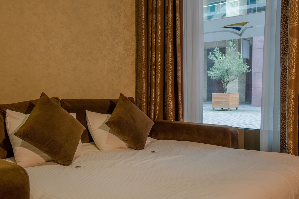 Grand Hotel Downtown 21/50