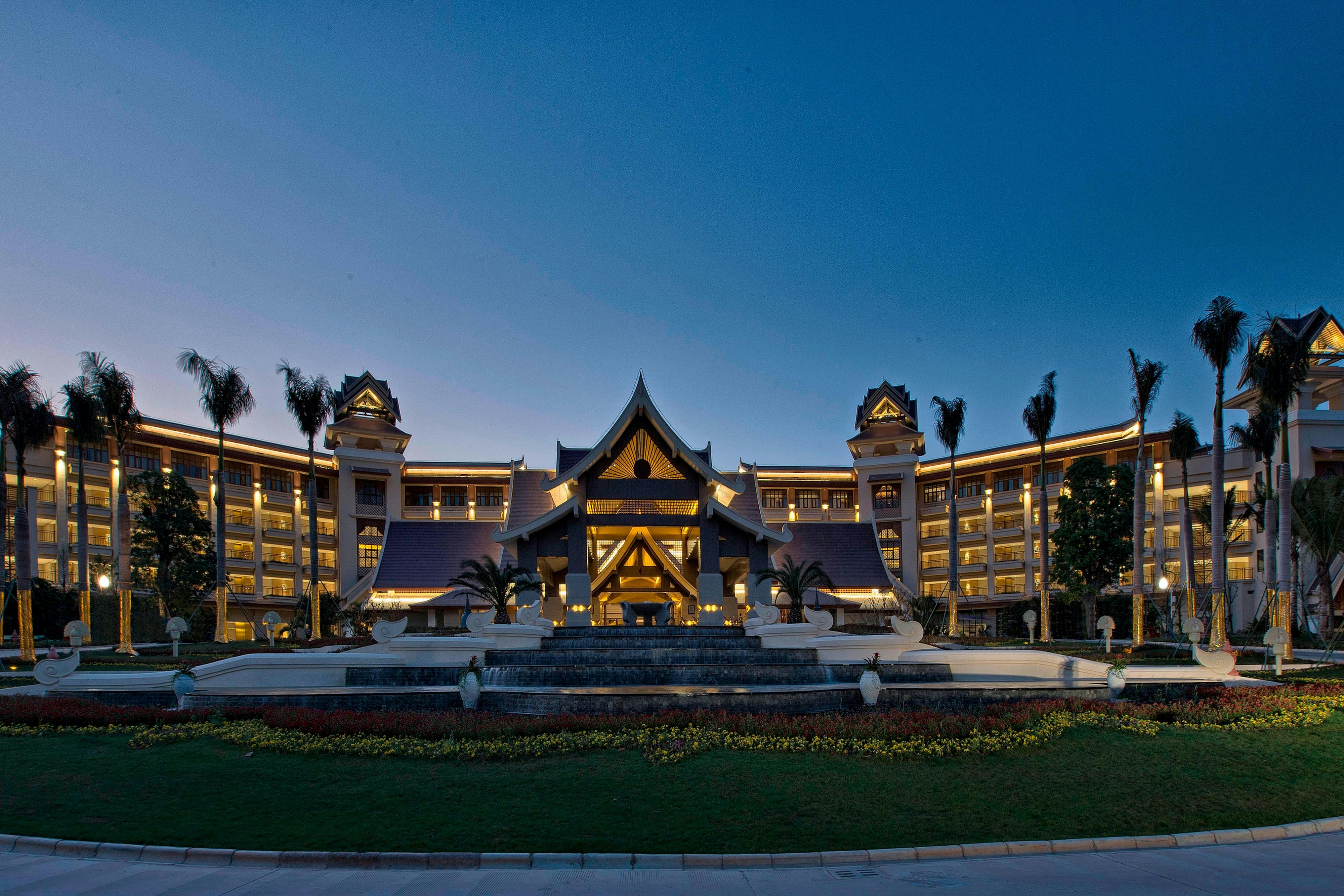 Sheraton Grand Xishuangbanna Hotel 68/74