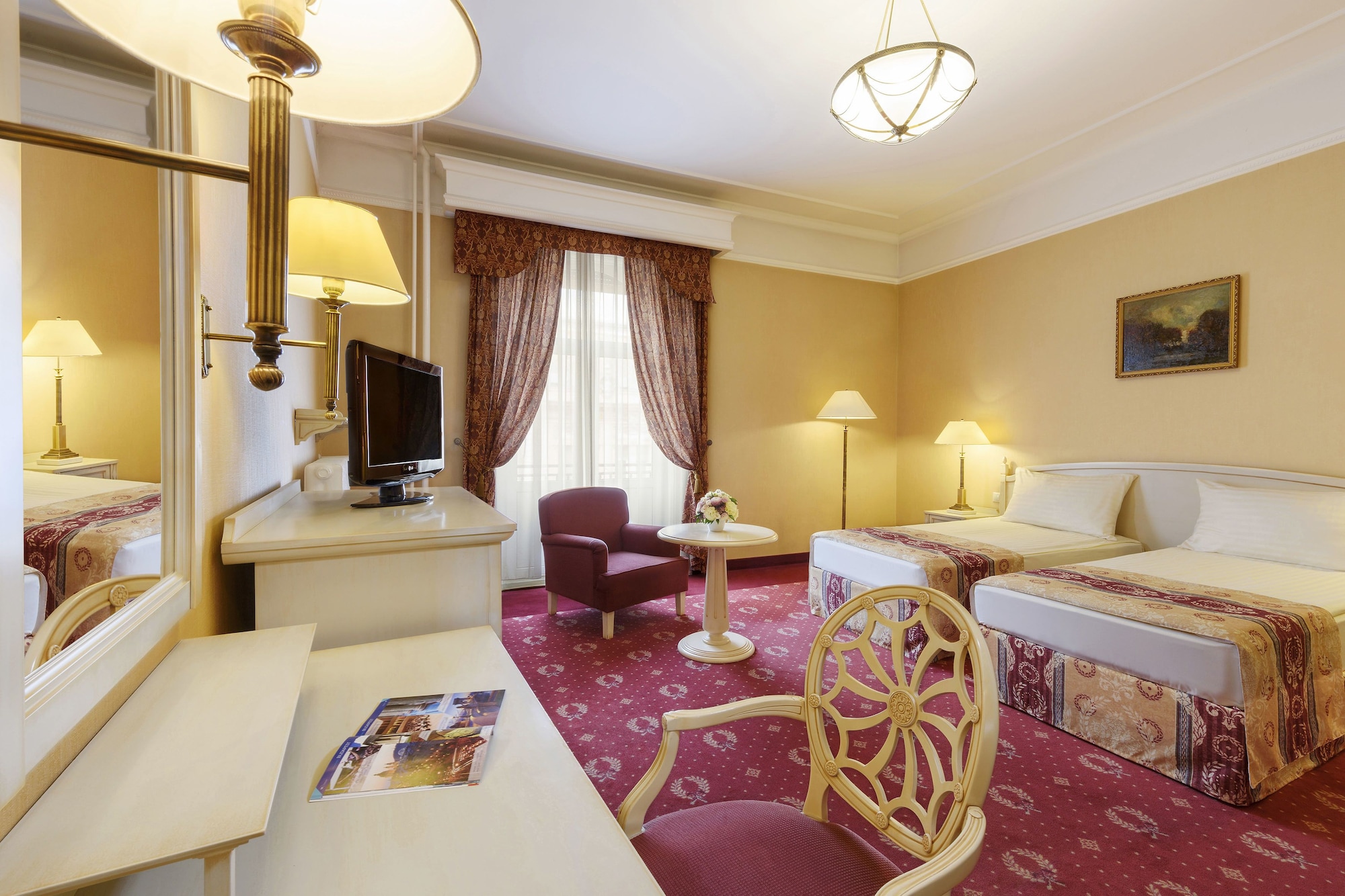1 BEDROOM, CLASSIC, TWIN BEDS
