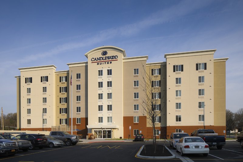 Candlewood Suites Newark South University Area 2/28