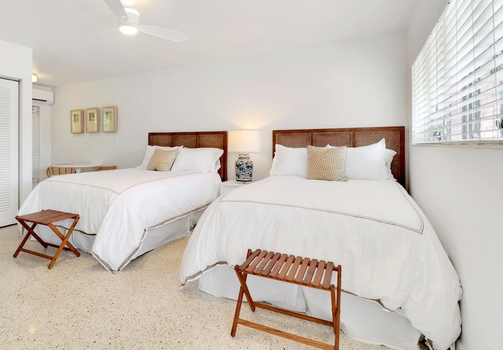 The Gondolier Inn 6/48